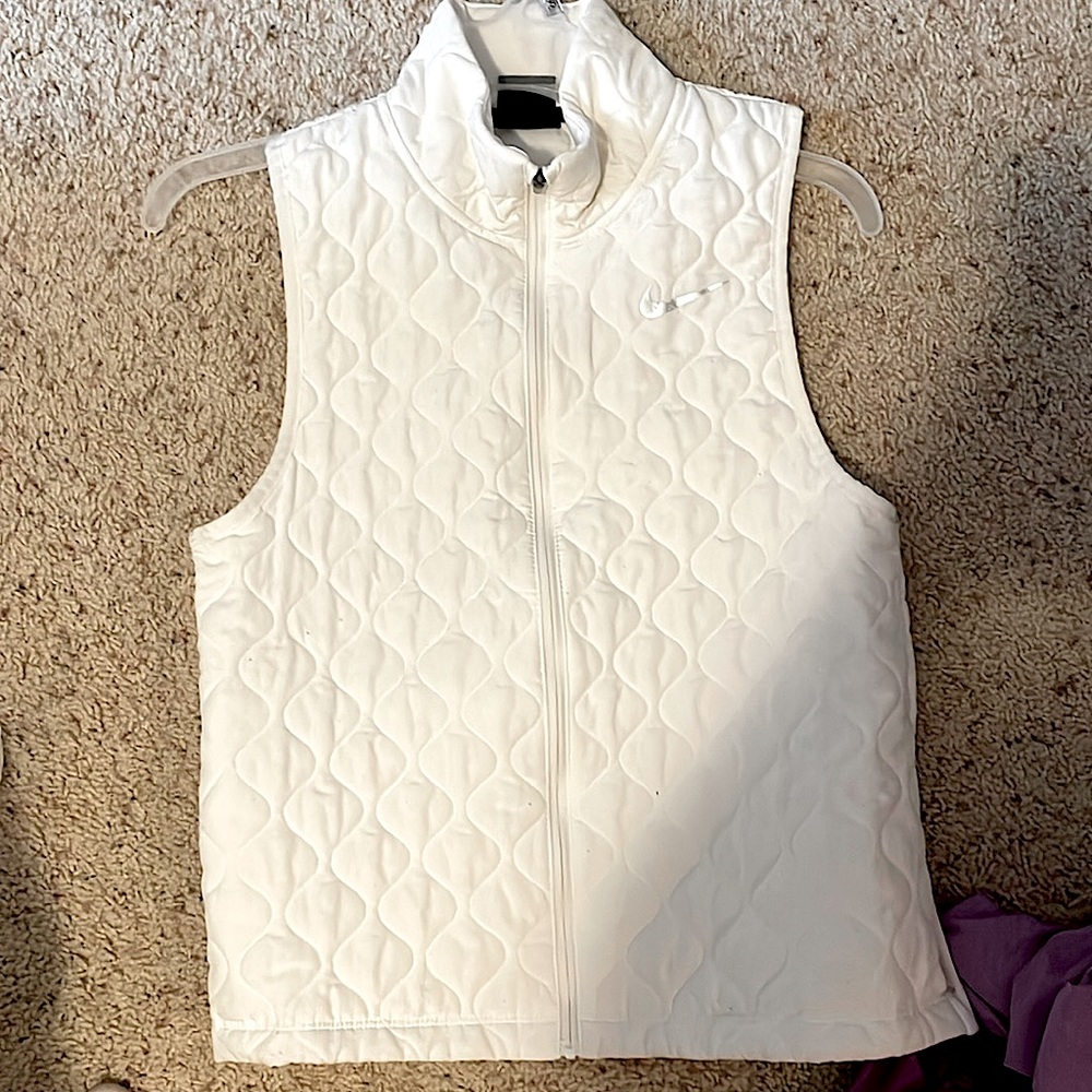 White Nike Running Vest! “Aerolayer”